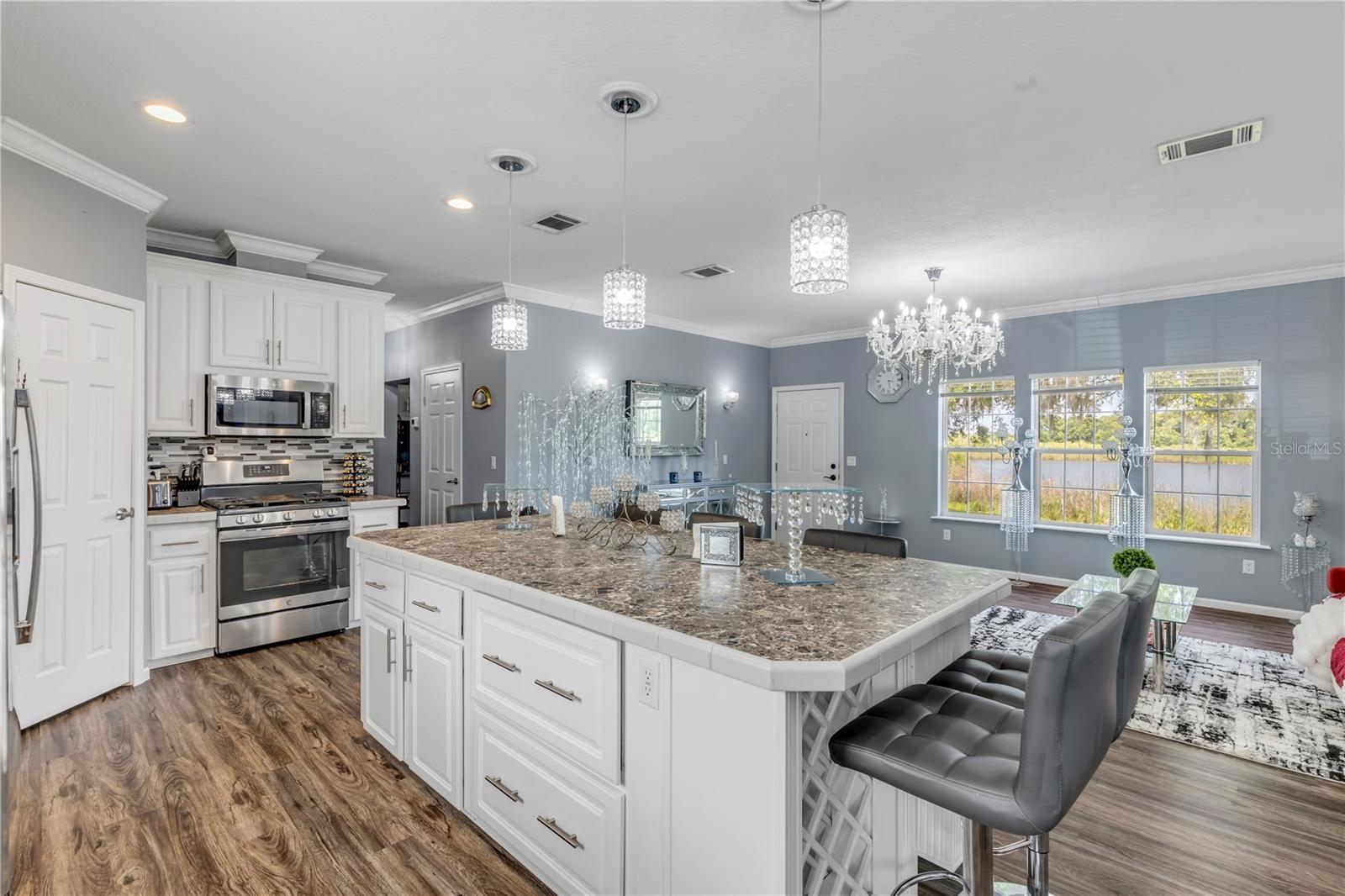 640 UNION AVE, CRESCENT CITY, FL, 32112
