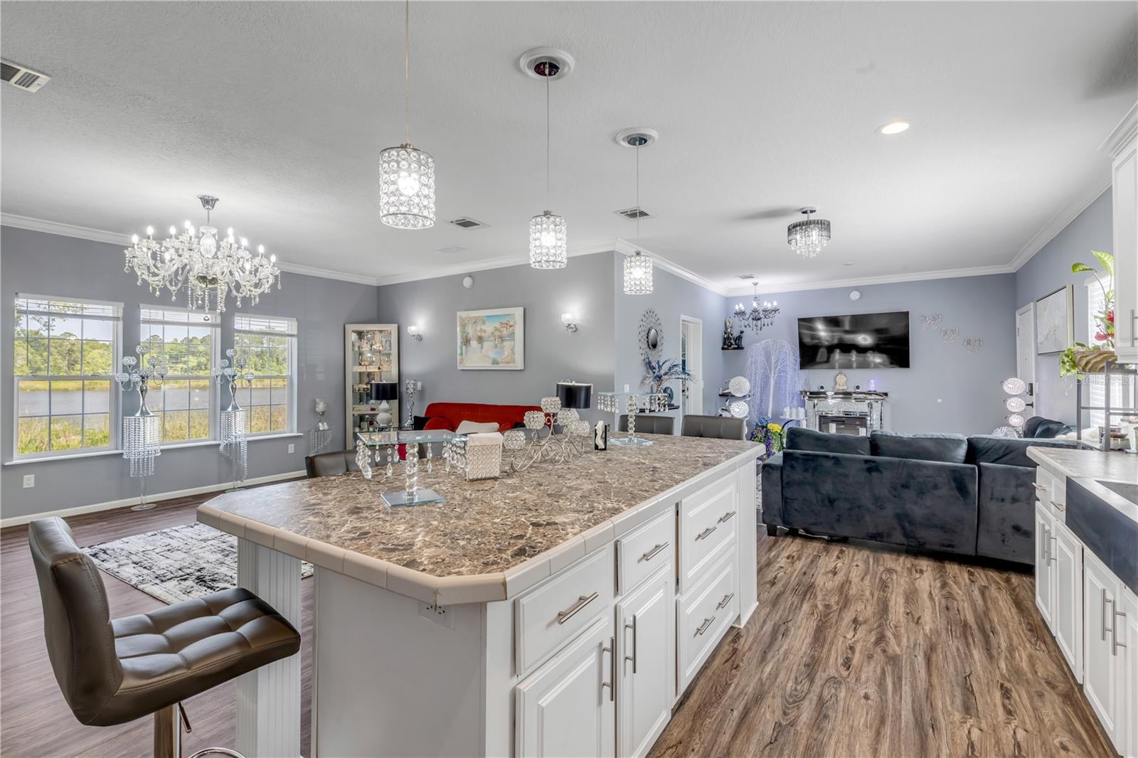 640 UNION AVE, CRESCENT CITY, FL, 32112
