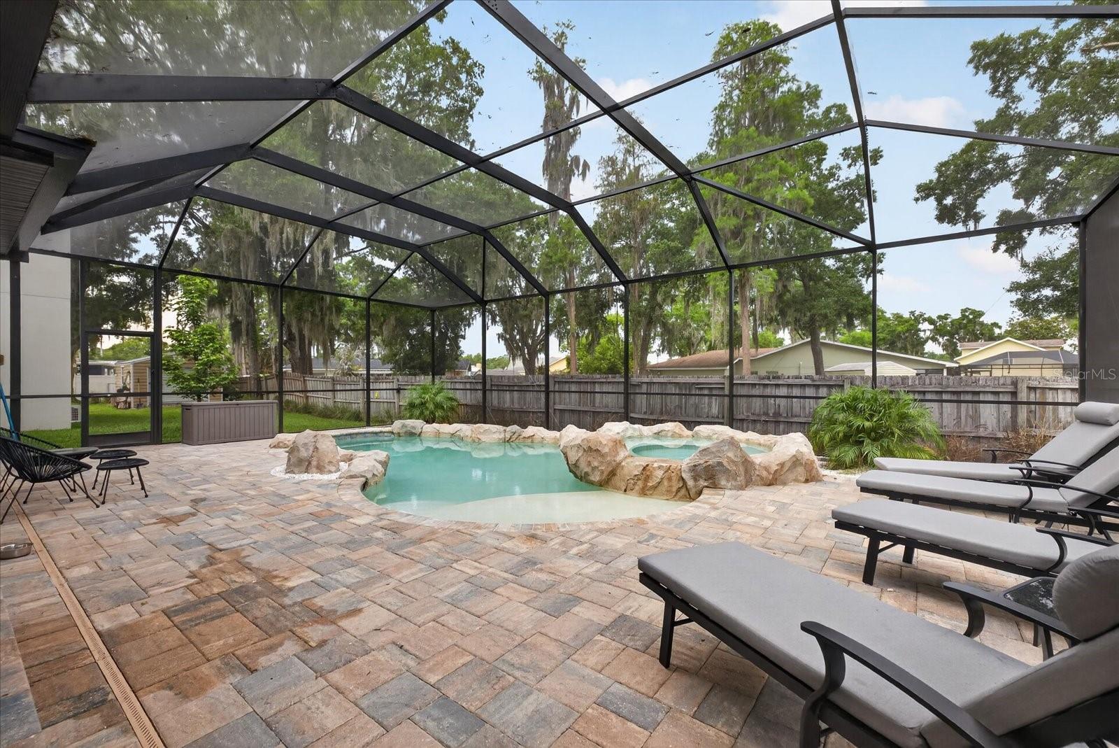 1208 SUNSET LN, LUTZ, FL, 33549