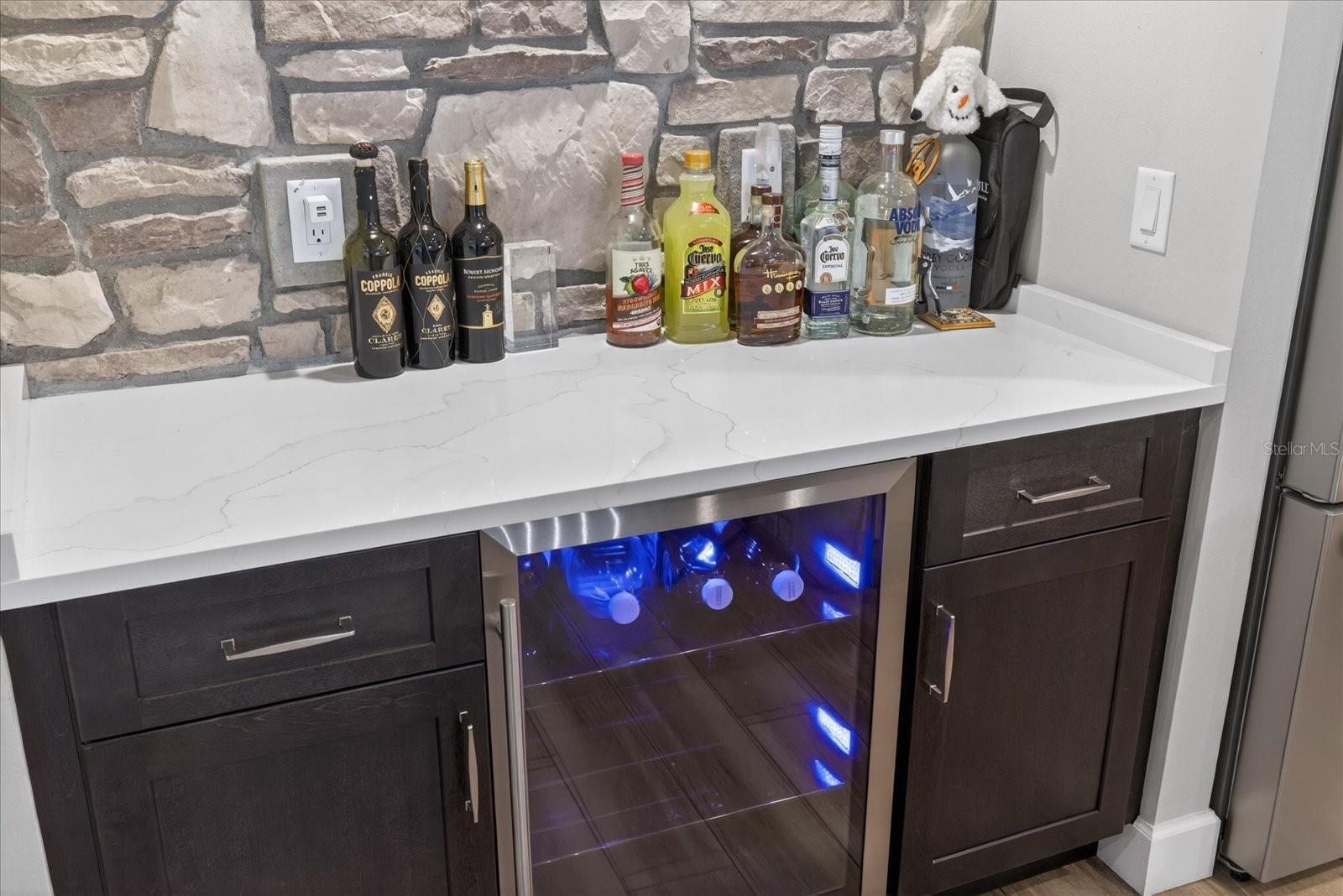 1208 SUNSET LN, LUTZ, FL, 33549