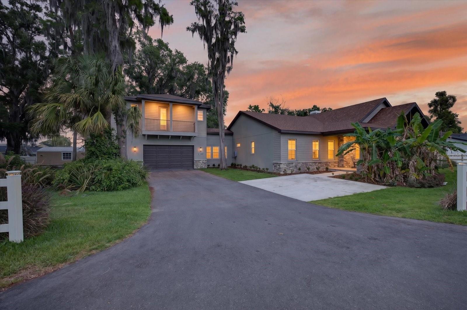 1208 SUNSET LN, LUTZ, FL, 33549