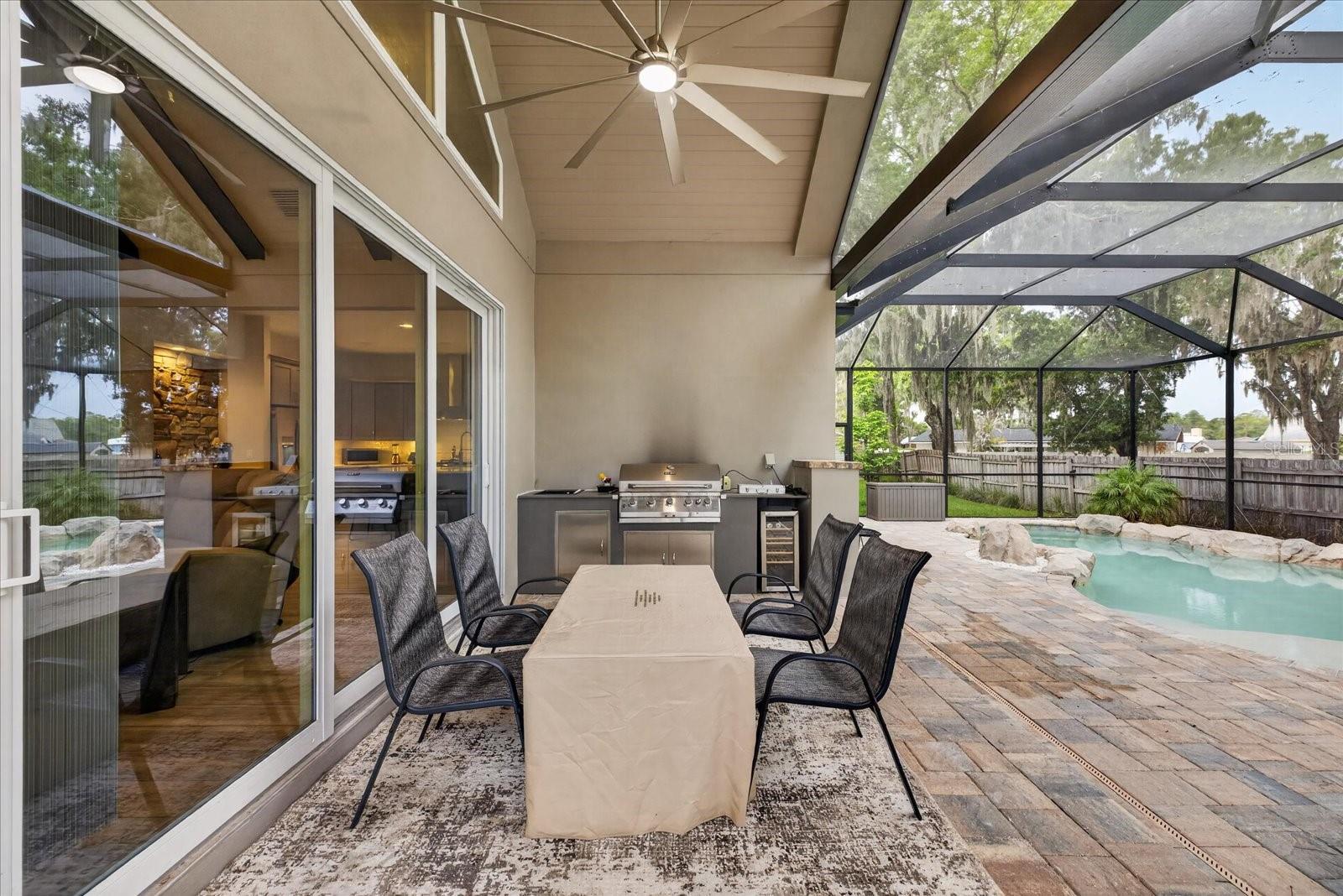 1208 SUNSET LN, LUTZ, FL, 33549