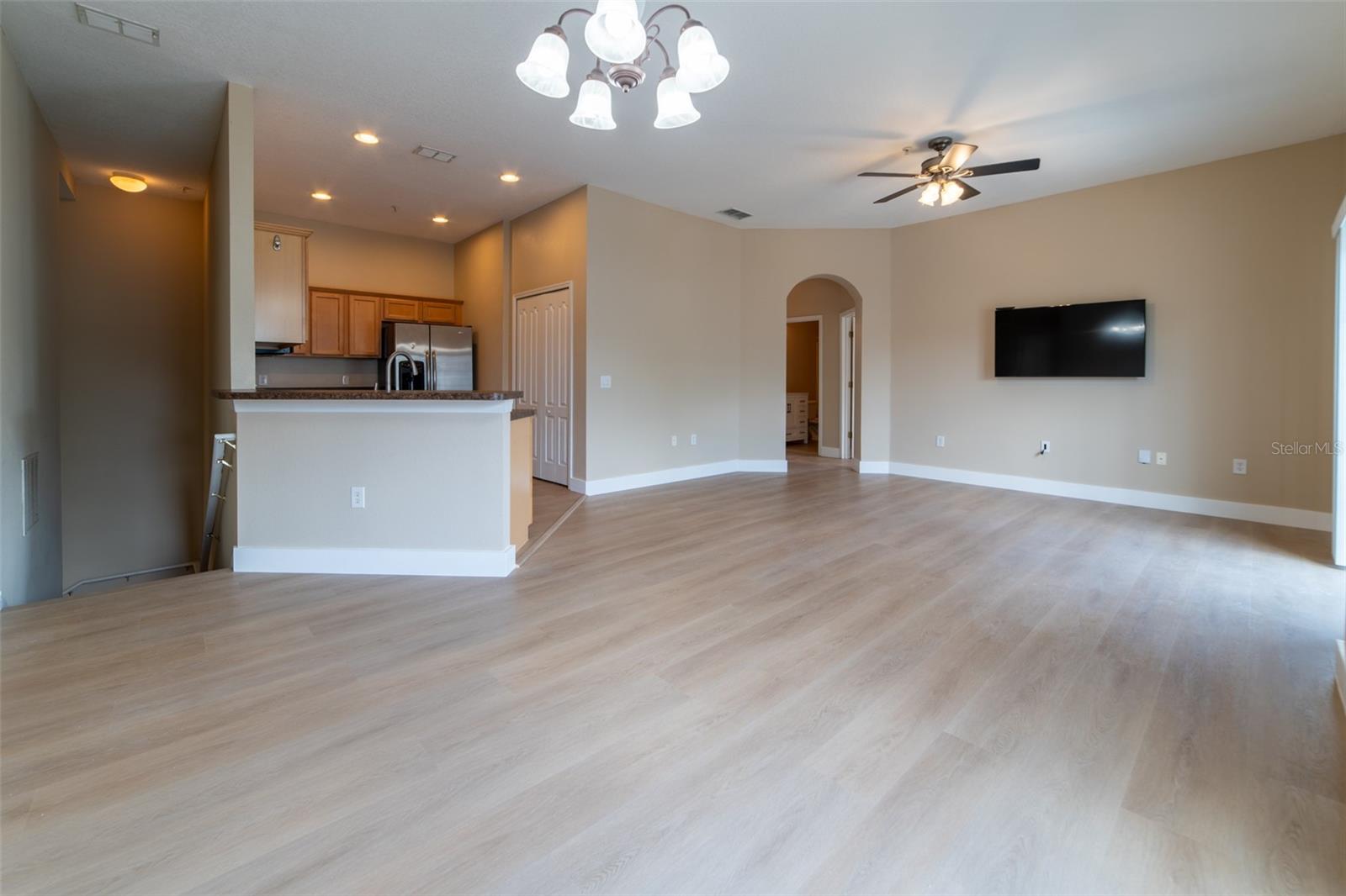6646 S GOLDENROD RD #121A, ORLANDO, FL, 32822