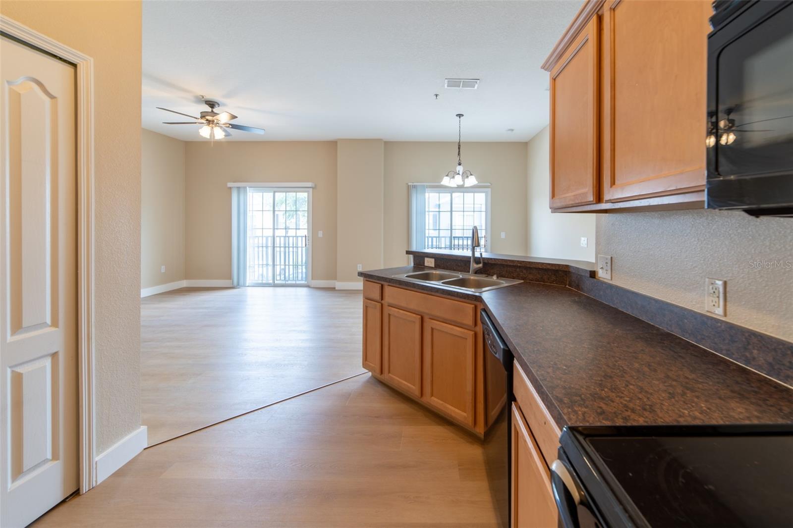 6646 S GOLDENROD RD #121A, ORLANDO, FL, 32822