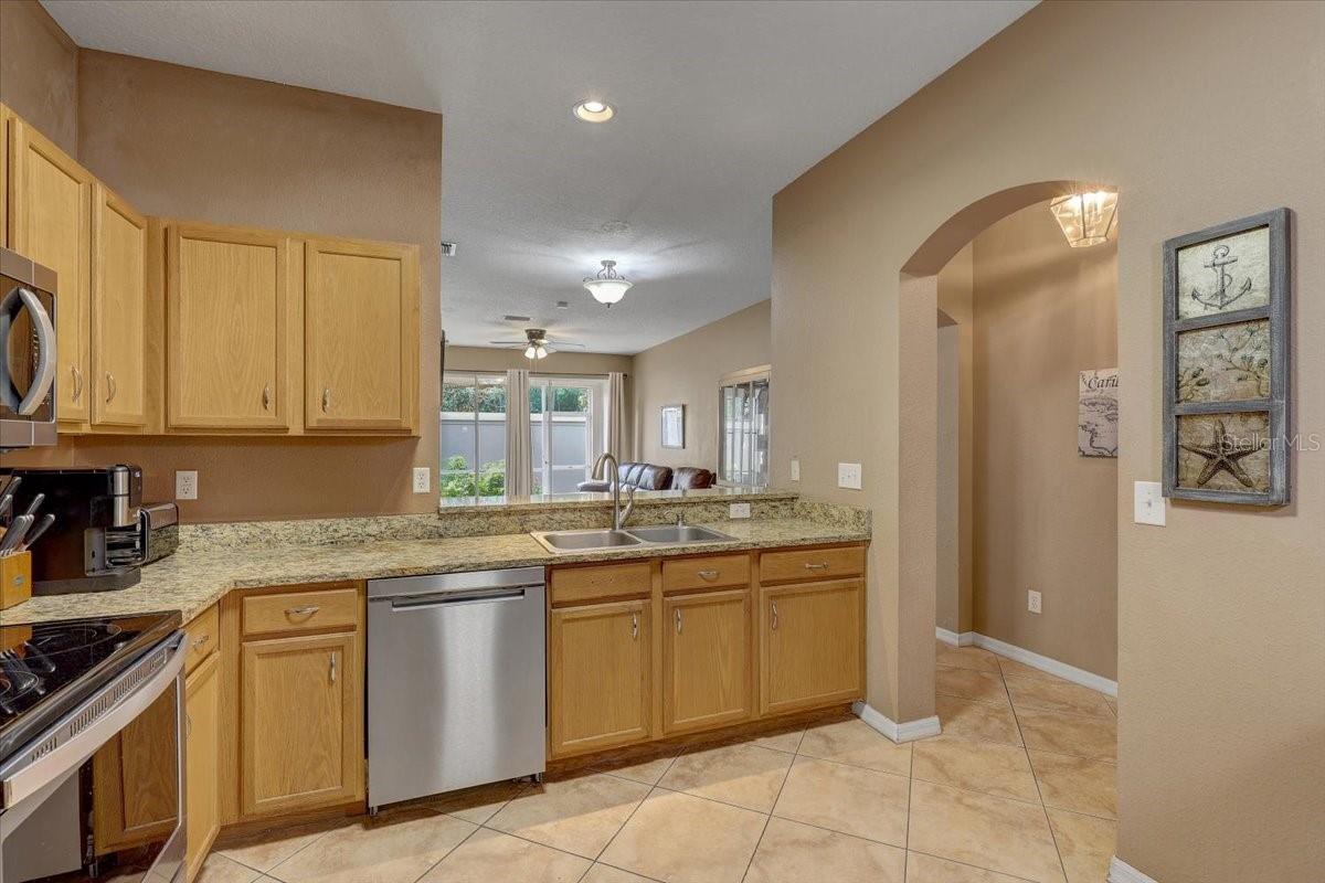 11208 WINDSOR PLACE CIR, TAMPA, FL, 33626