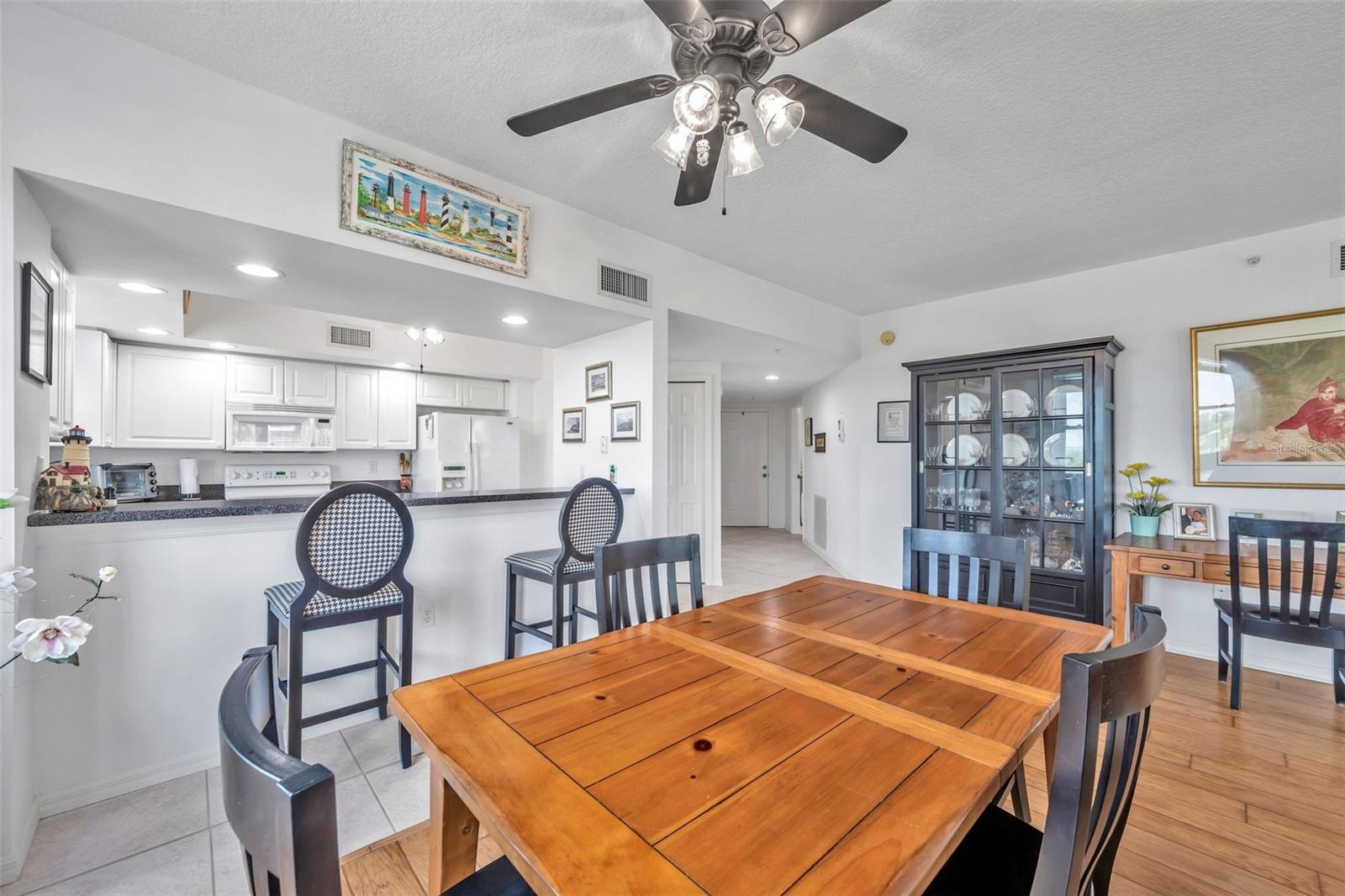 1200 COUNTRY CLUB DR #3406, LARGO, FL, 33771