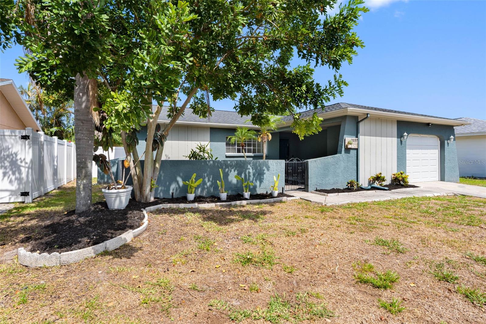 2037 CITRUS HILL LN, PALM HARBOR, FL, 34683