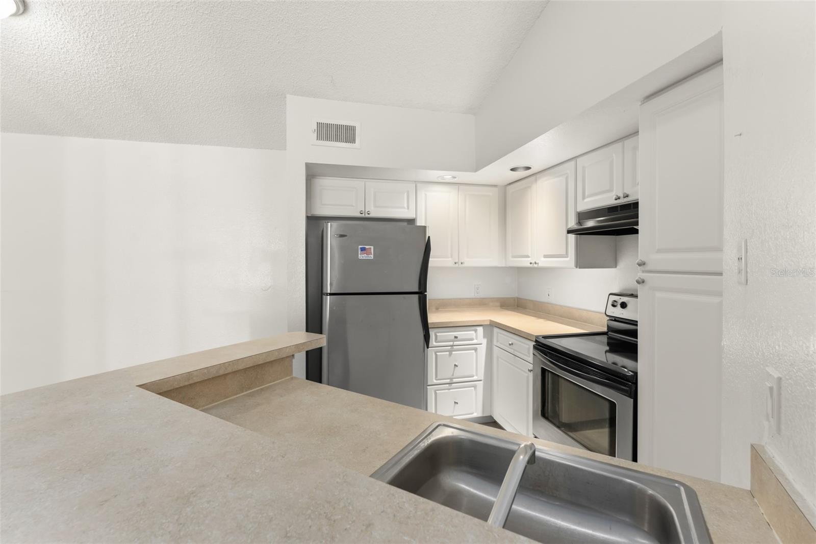 4532 COMMANDER DR #2133, ORLANDO, FL, 32822