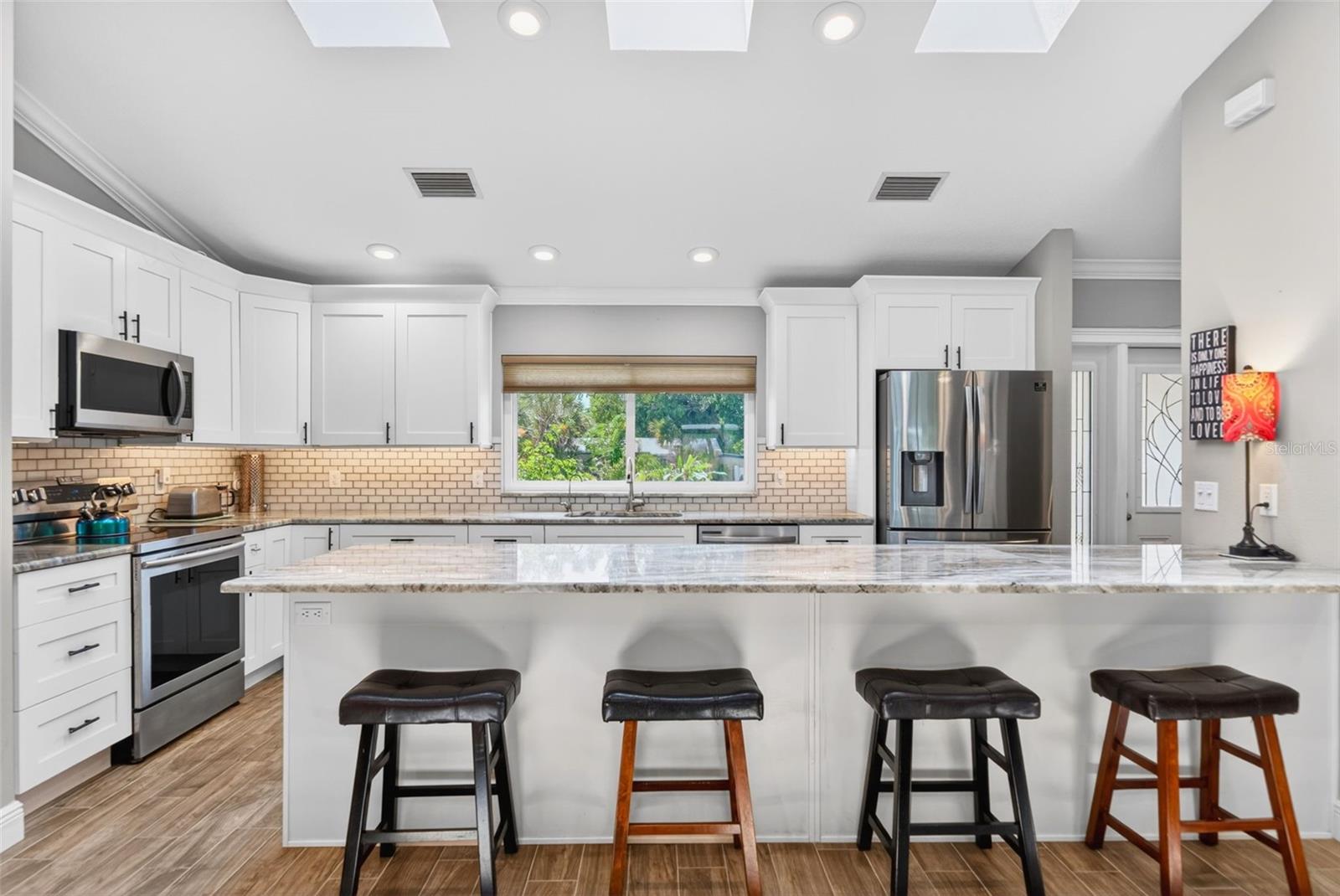 4420 PORPOISE DR SE, ST PETERSBURG, FL, 33705