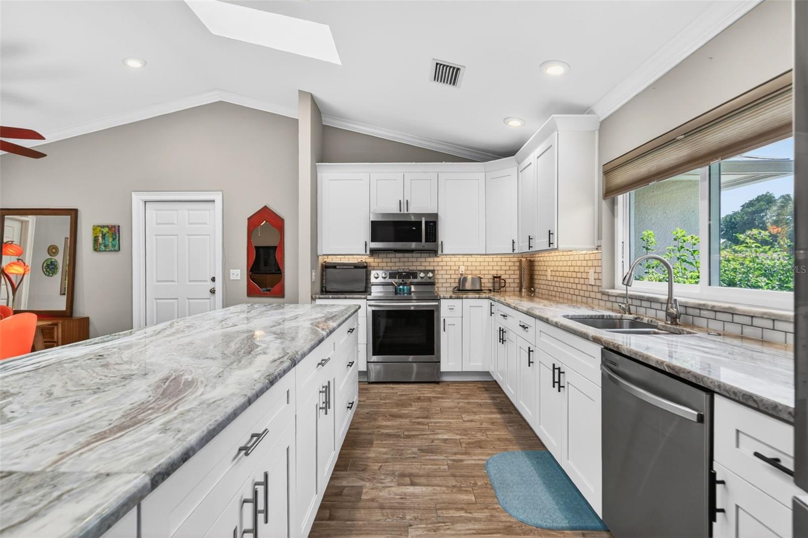 4420 PORPOISE DR SE, ST PETERSBURG, FL, 33705