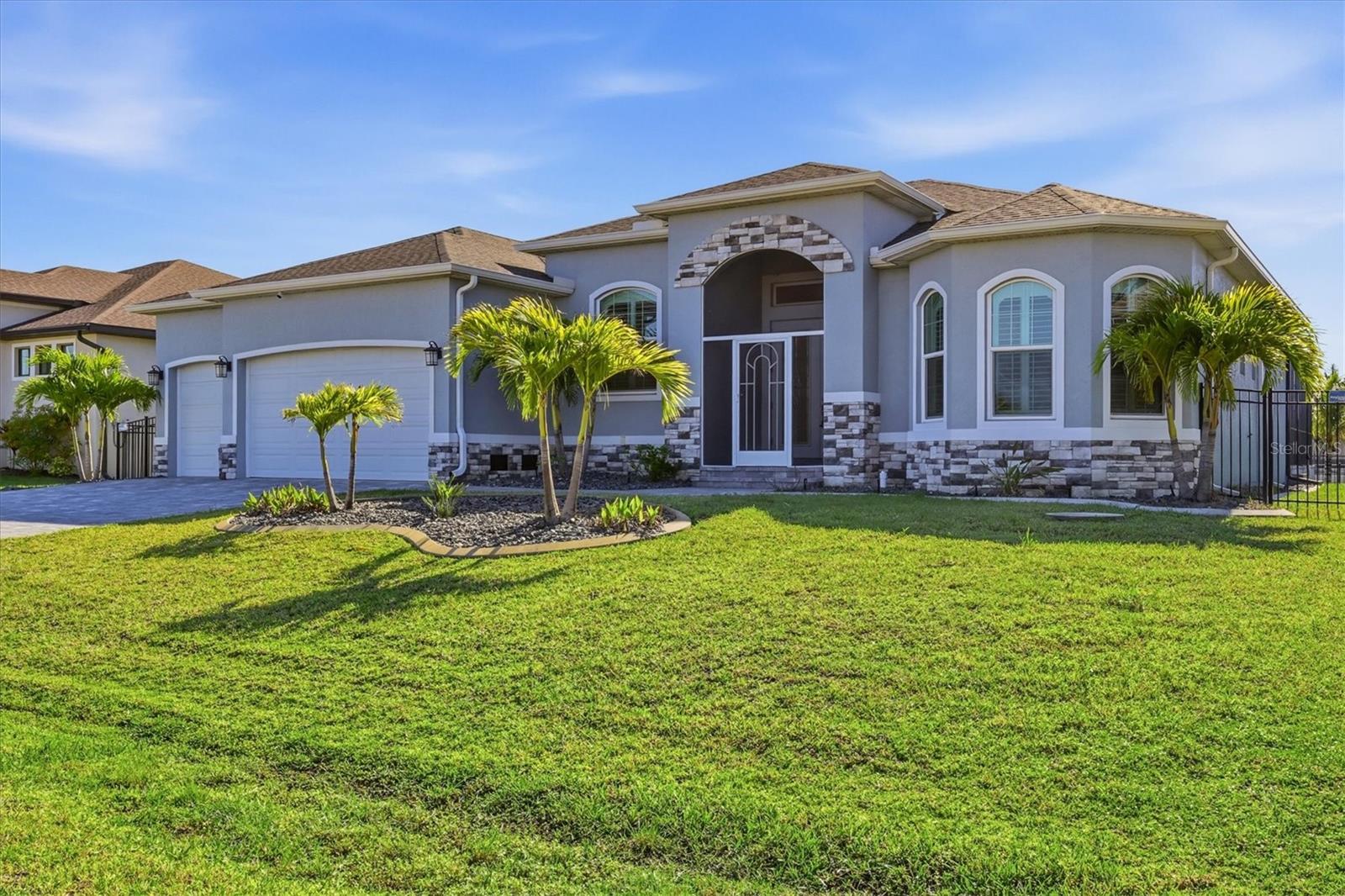 8314 TRACY CIR, PORT CHARLOTTE, FL, 33981