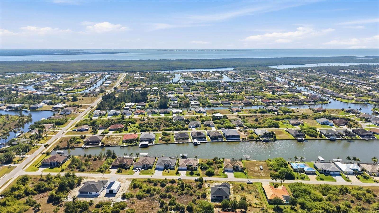 8314 TRACY CIR, PORT CHARLOTTE, FL, 33981