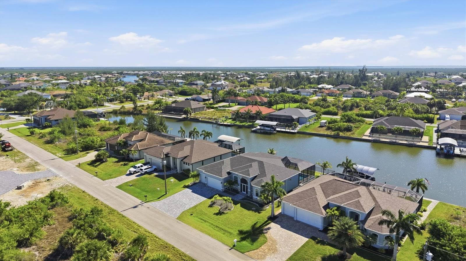 8314 TRACY CIR, PORT CHARLOTTE, FL, 33981