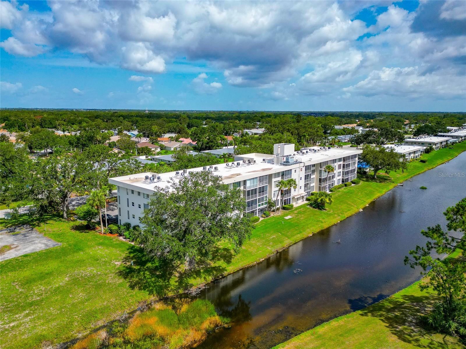 7461 W COUNTRY CLUB DR N #203, SARASOTA, FL, 34243