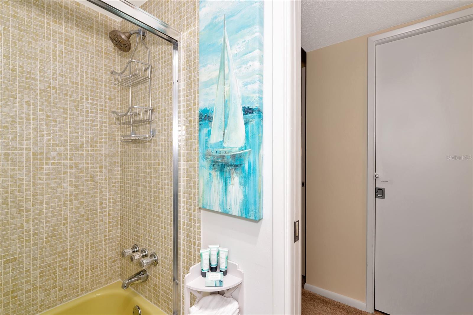 7461 W COUNTRY CLUB DR N #203, SARASOTA, FL, 34243