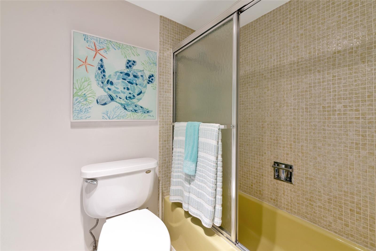 7461 W COUNTRY CLUB DR N #203, SARASOTA, FL, 34243