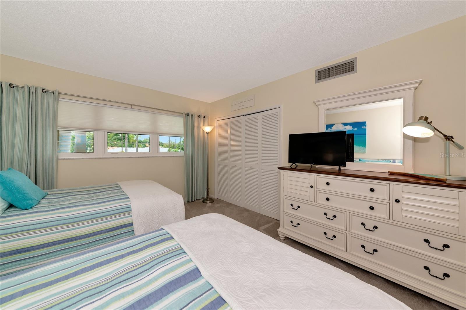 7461 W COUNTRY CLUB DR N #203, SARASOTA, FL, 34243