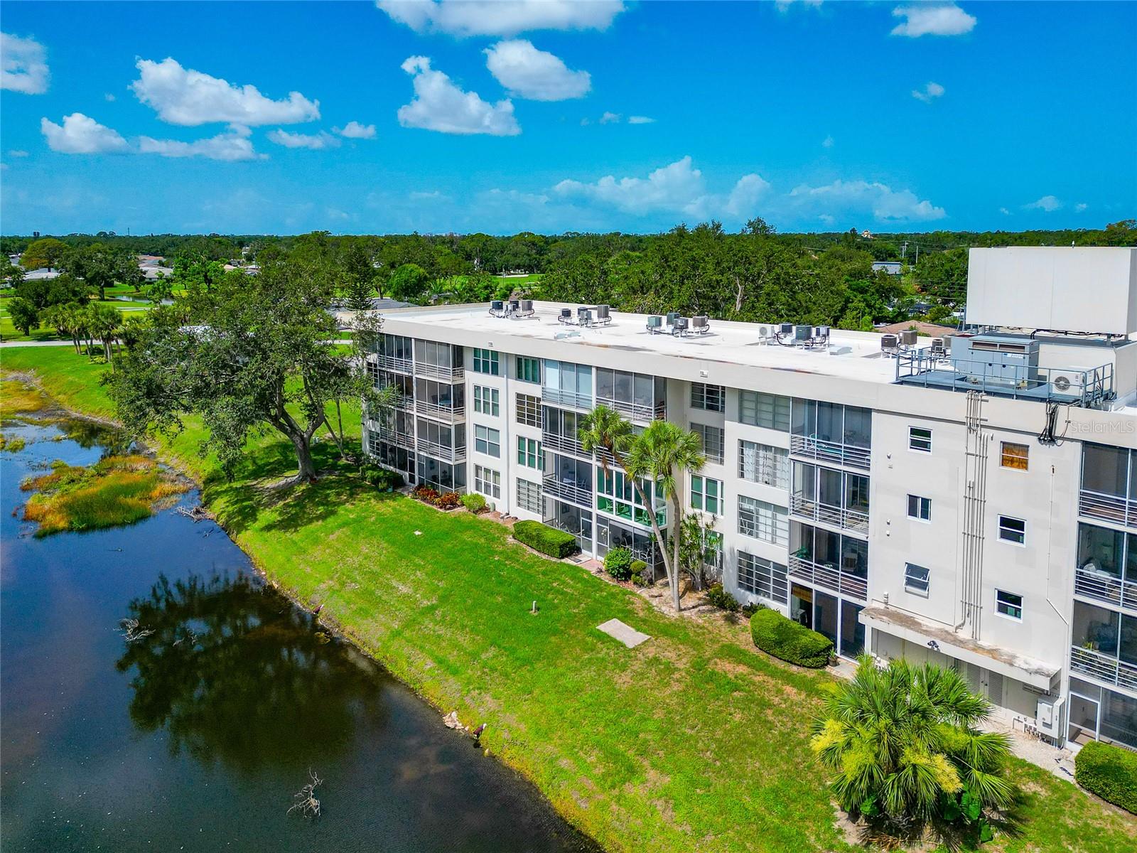 7461 W COUNTRY CLUB DR N #203, SARASOTA, FL, 34243
