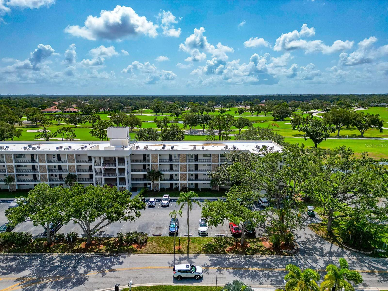 7461 W COUNTRY CLUB DR N #203, SARASOTA, FL, 34243