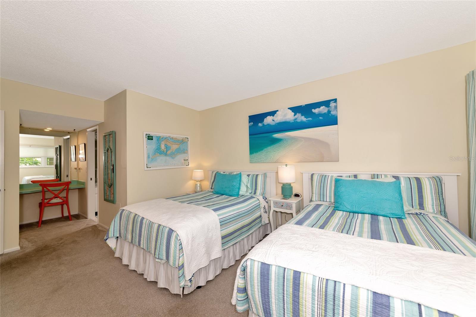 7461 W COUNTRY CLUB DR N #203, SARASOTA, FL, 34243