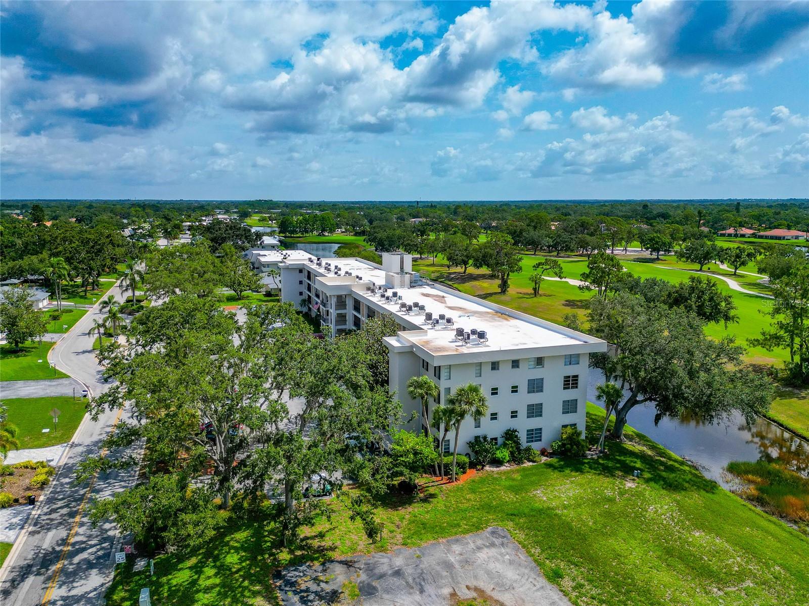 7461 W COUNTRY CLUB DR N #203, SARASOTA, FL, 34243