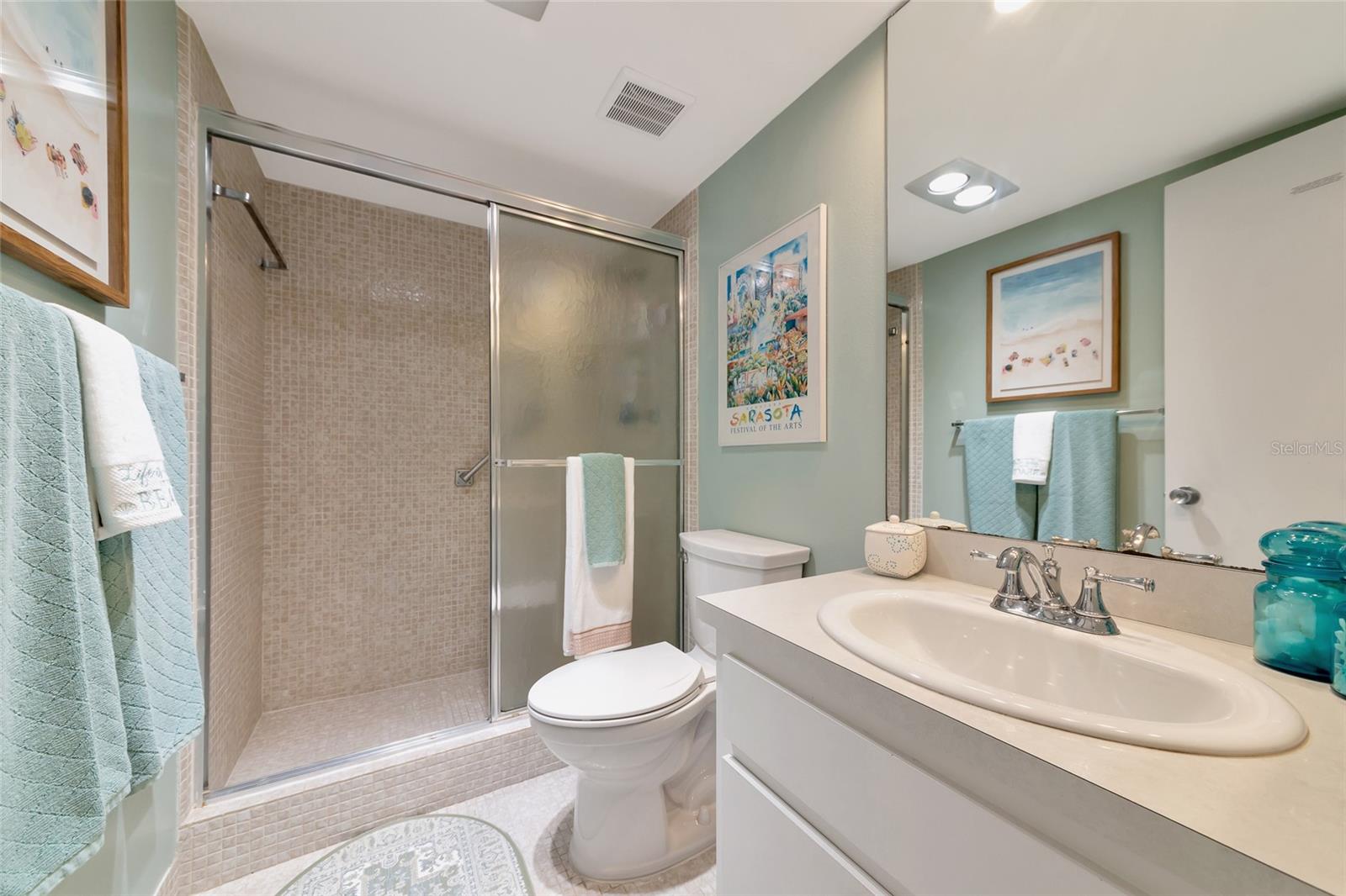 7461 W COUNTRY CLUB DR N #203, SARASOTA, FL, 34243