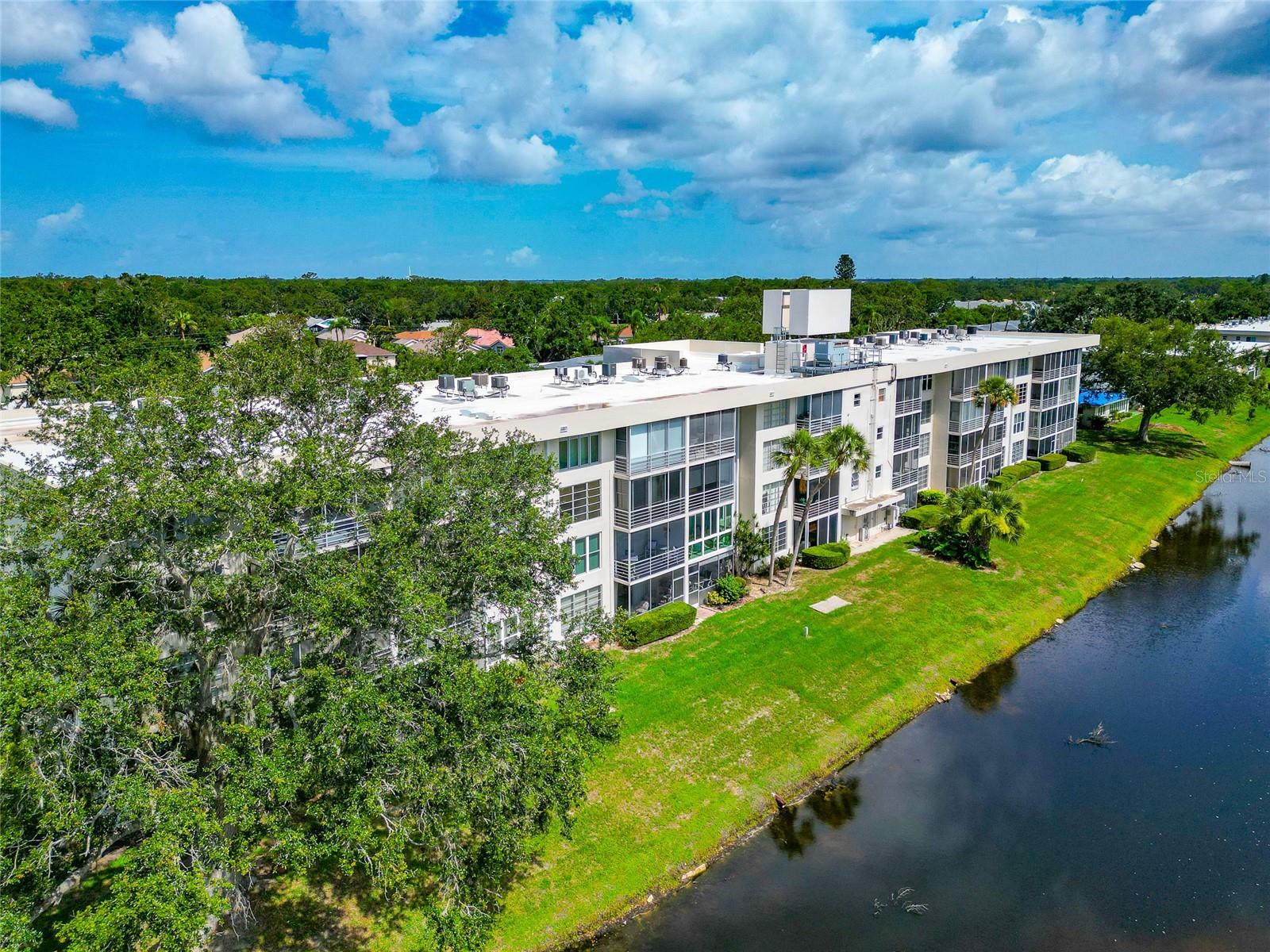 7461 W COUNTRY CLUB DR N #203, SARASOTA, FL, 34243