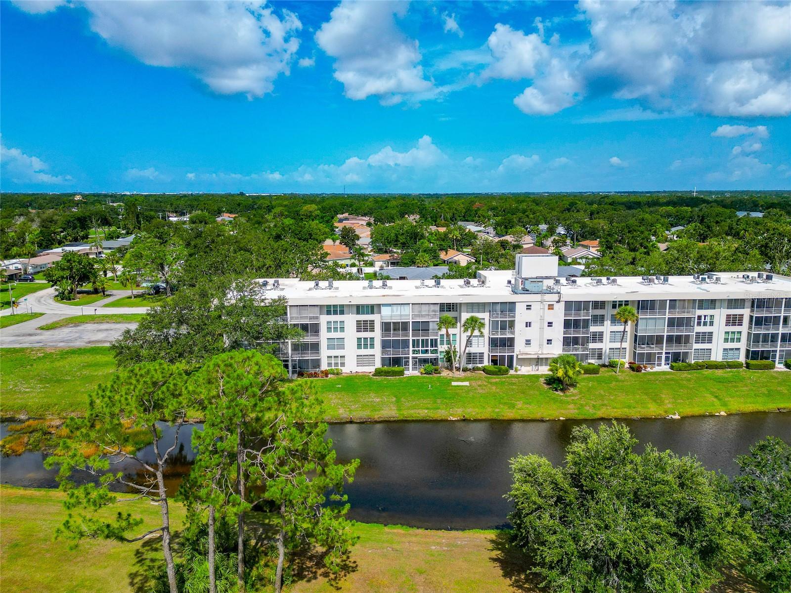 7461 W COUNTRY CLUB DR N #203, SARASOTA, FL, 34243