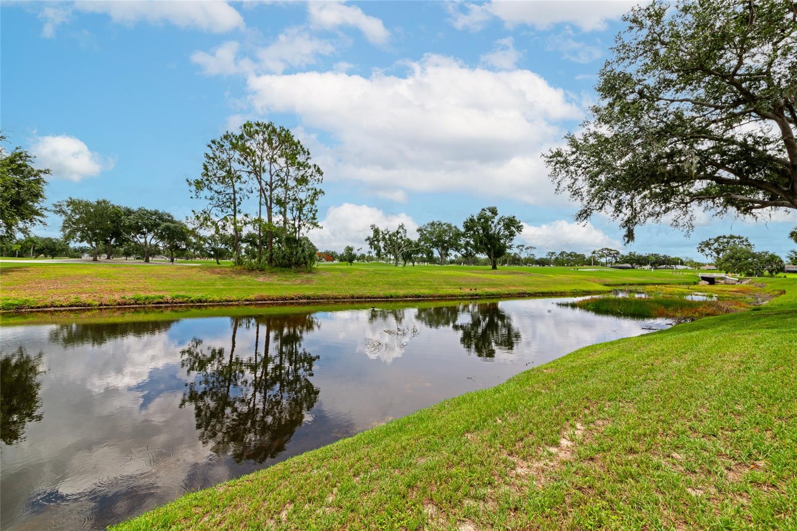 7461 W COUNTRY CLUB DR N #203, SARASOTA, FL, 34243