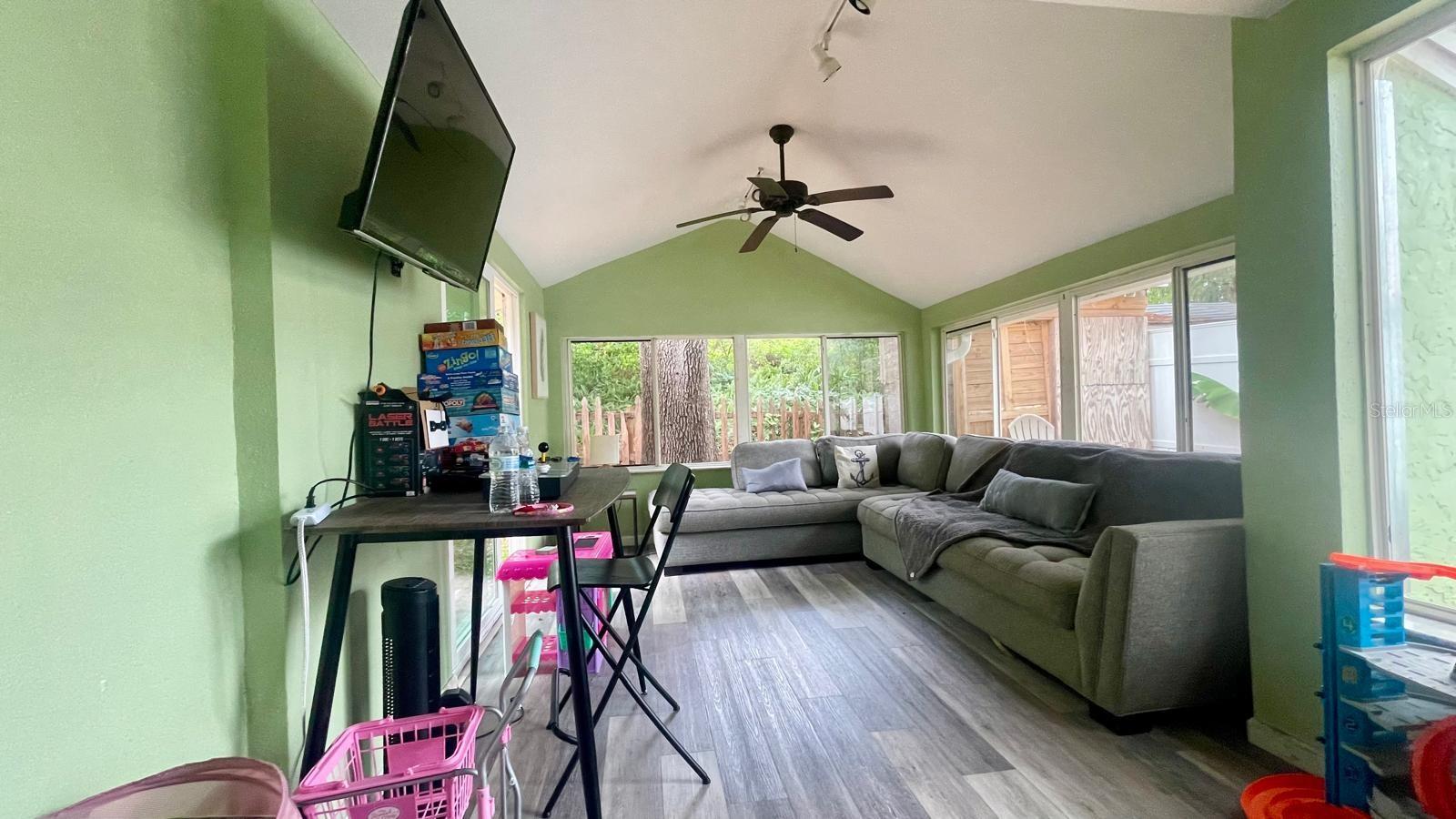 1044 NIN ST, ORLANDO, FL, 32835