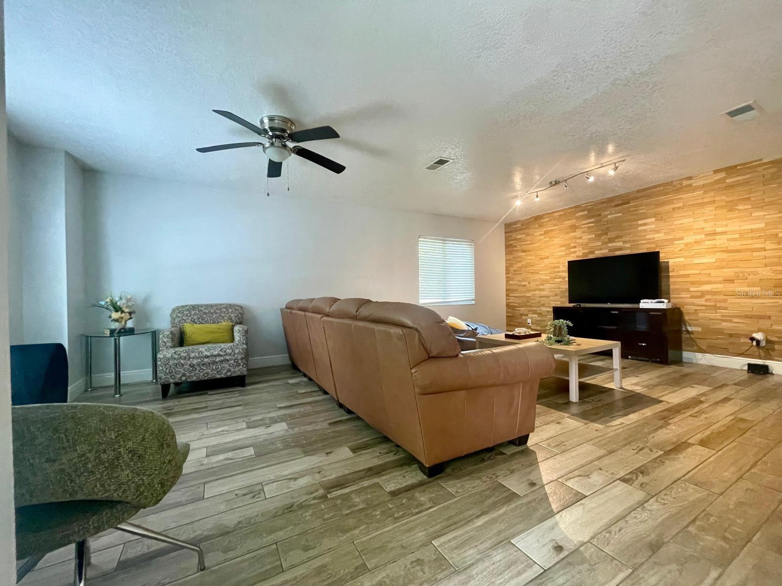 1044 NIN ST, ORLANDO, FL, 32835