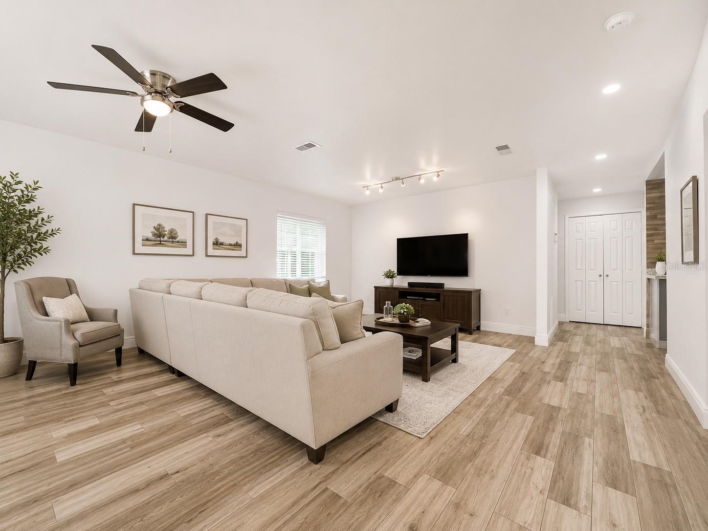 1044 NIN ST, ORLANDO, FL, 32835