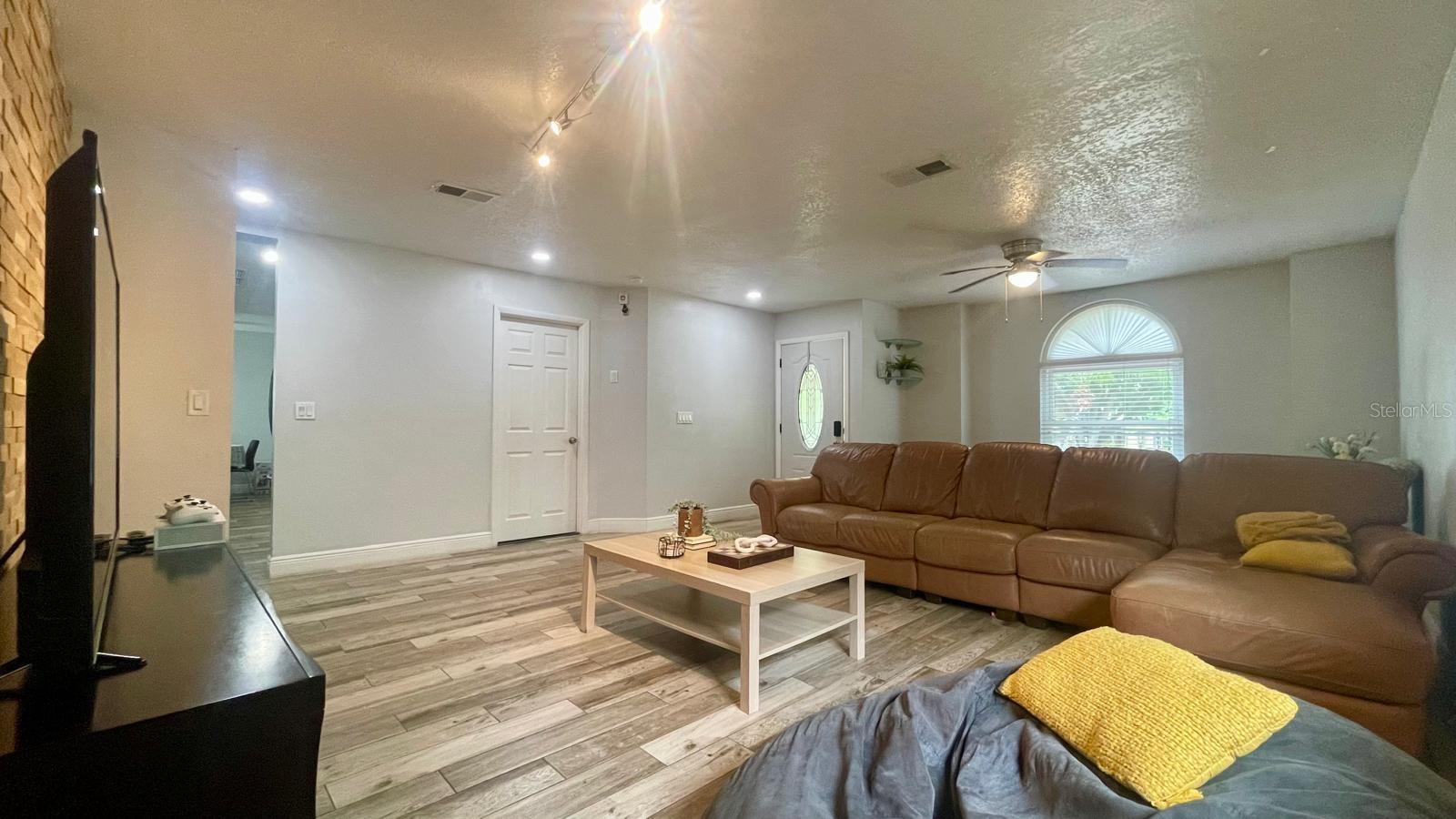 1044 NIN ST, ORLANDO, FL, 32835
