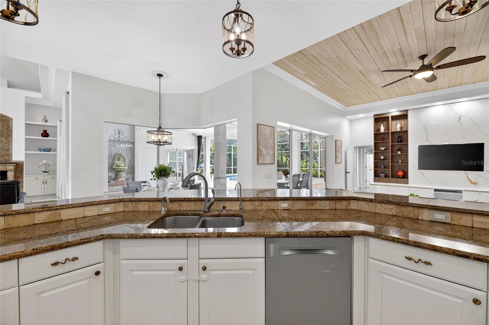 6353 W MACLAURIN DR, TAMPA, FL, 33647