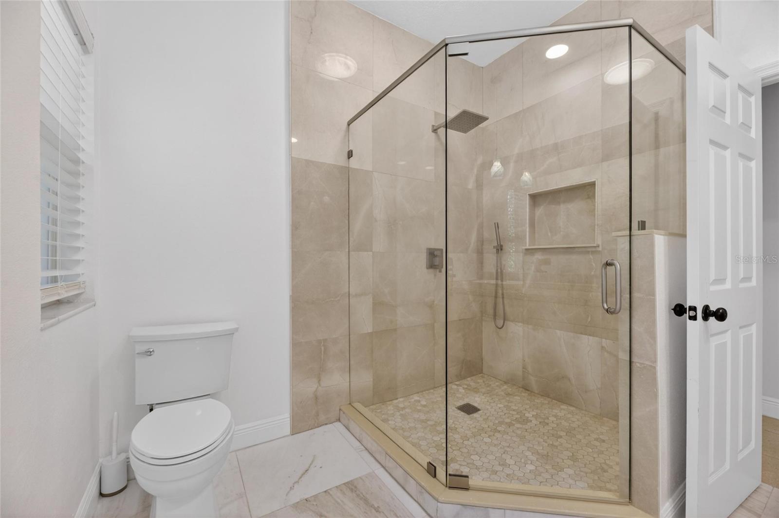 6353 W MACLAURIN DR, TAMPA, FL, 33647