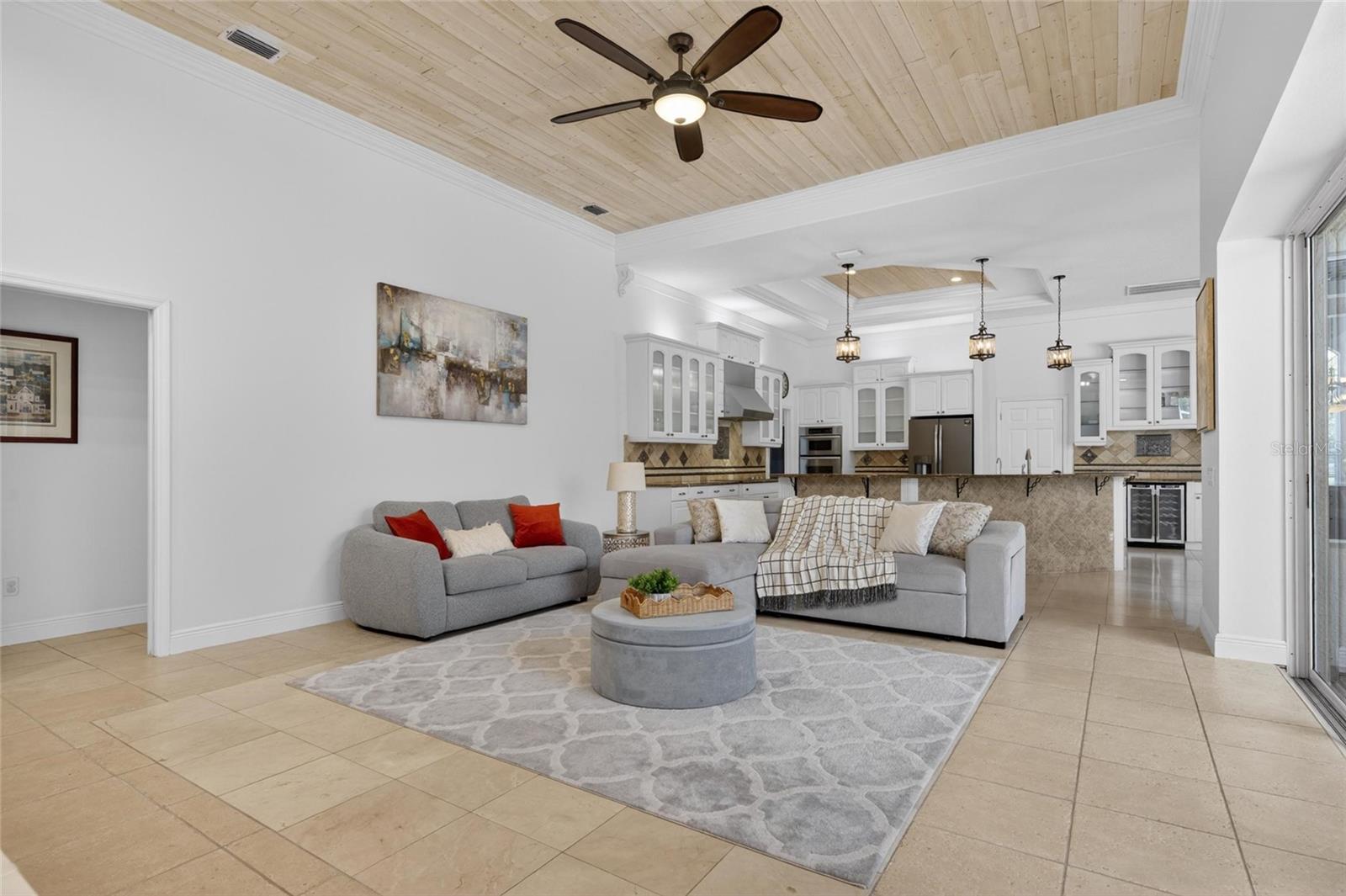 6353 W MACLAURIN DR, TAMPA, FL, 33647