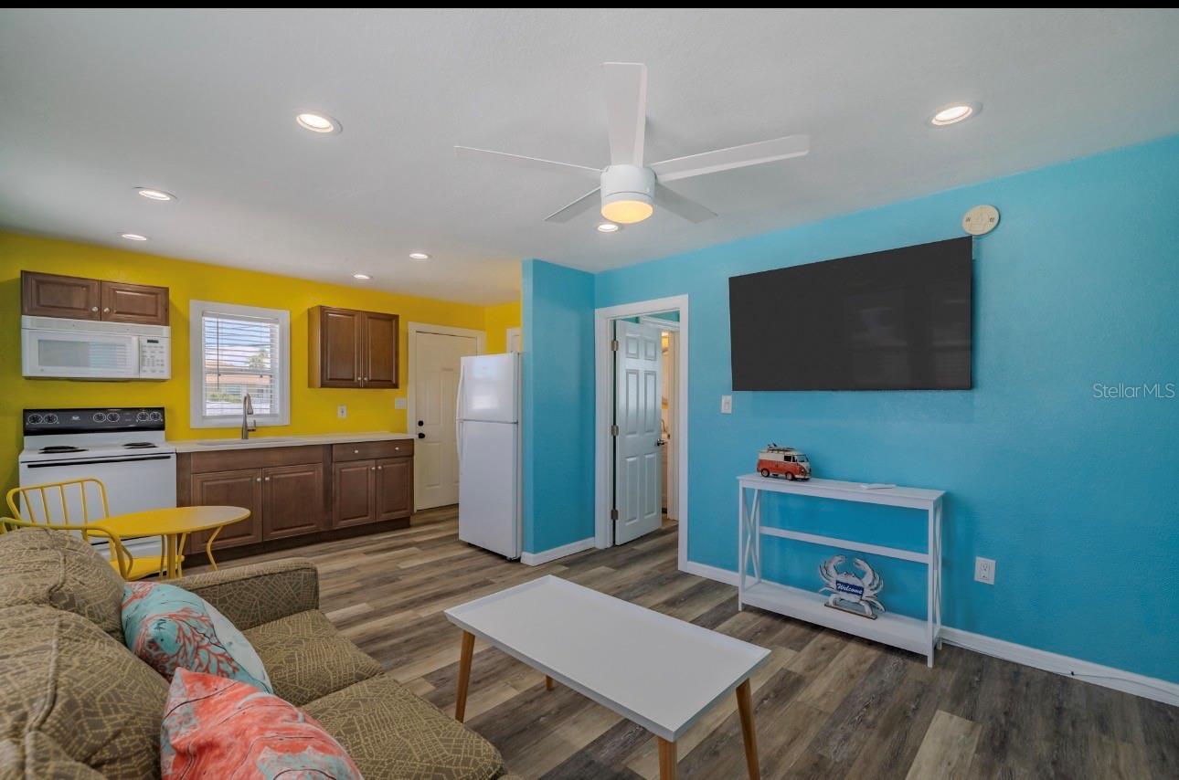 13343 GULF BLVD #14, MADEIRA BEACH, FL, 33708