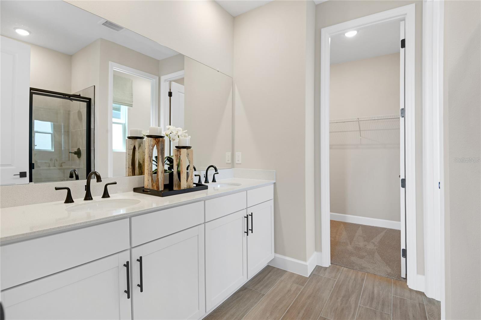 190 BLUE STAR CT, TAVARES, FL, 32778