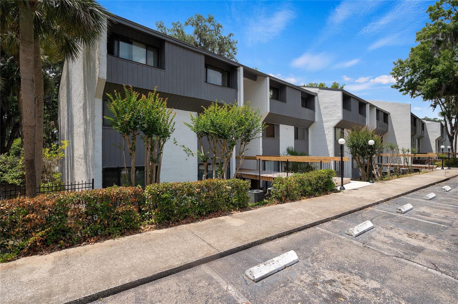 2818 SW 14TH DR #107, GAINESVILLE, FL, 32608