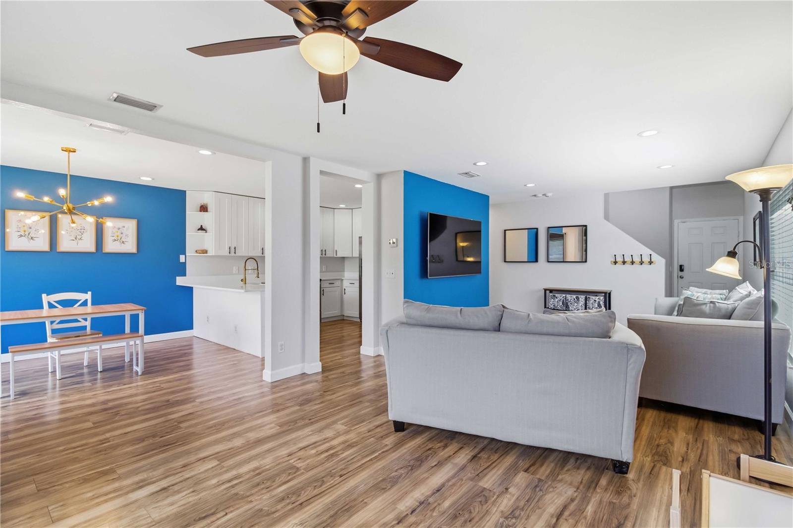 7148 CHATUM LIGHT RUN, BRADENTON, FL, 34212
