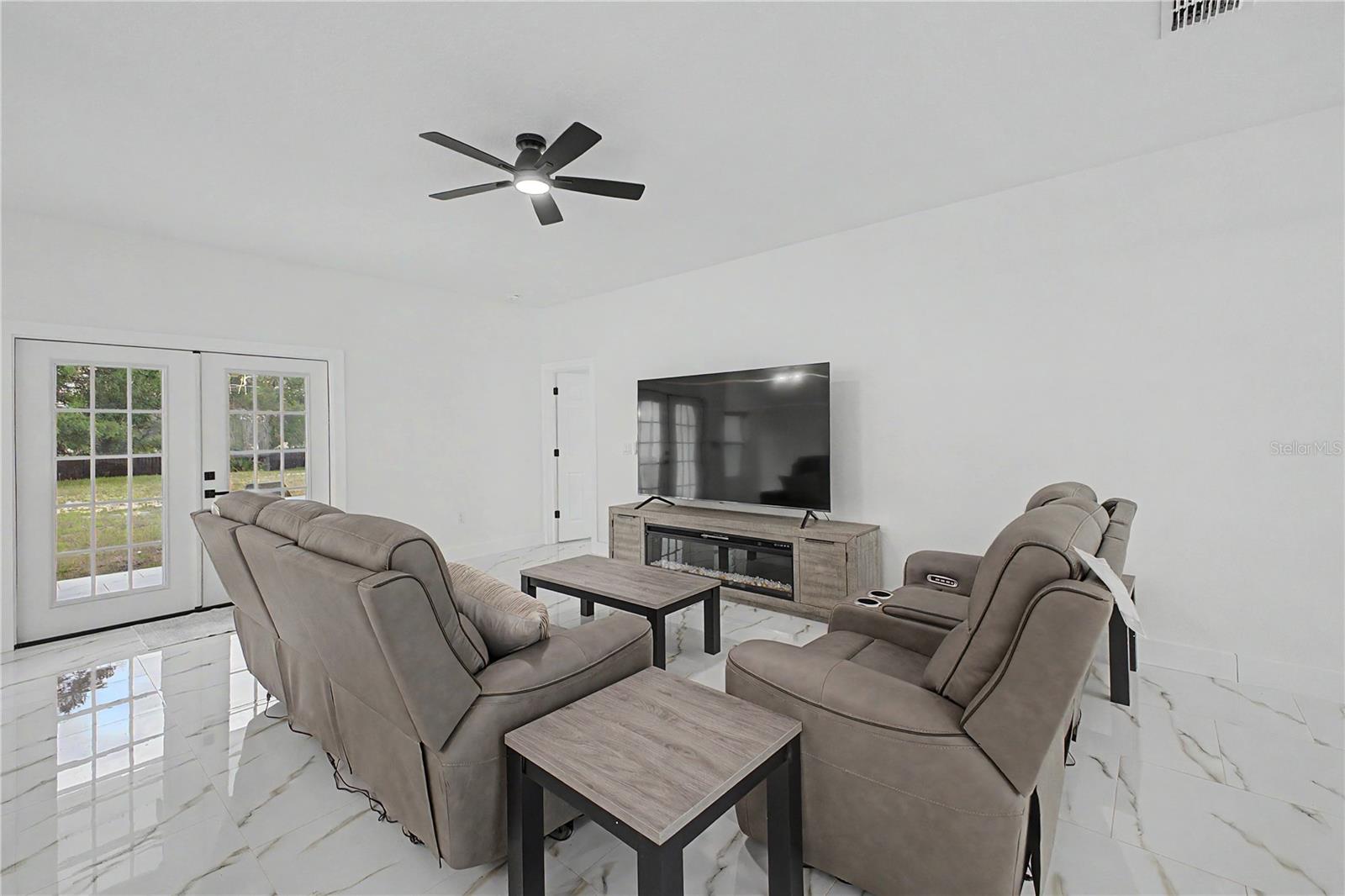 7372 MADRID RD, WEEKI WACHEE, FL, 34613