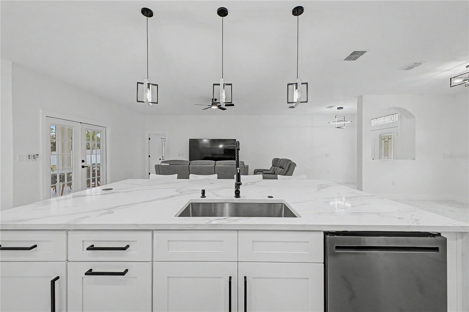 7372 MADRID RD, WEEKI WACHEE, FL, 34613