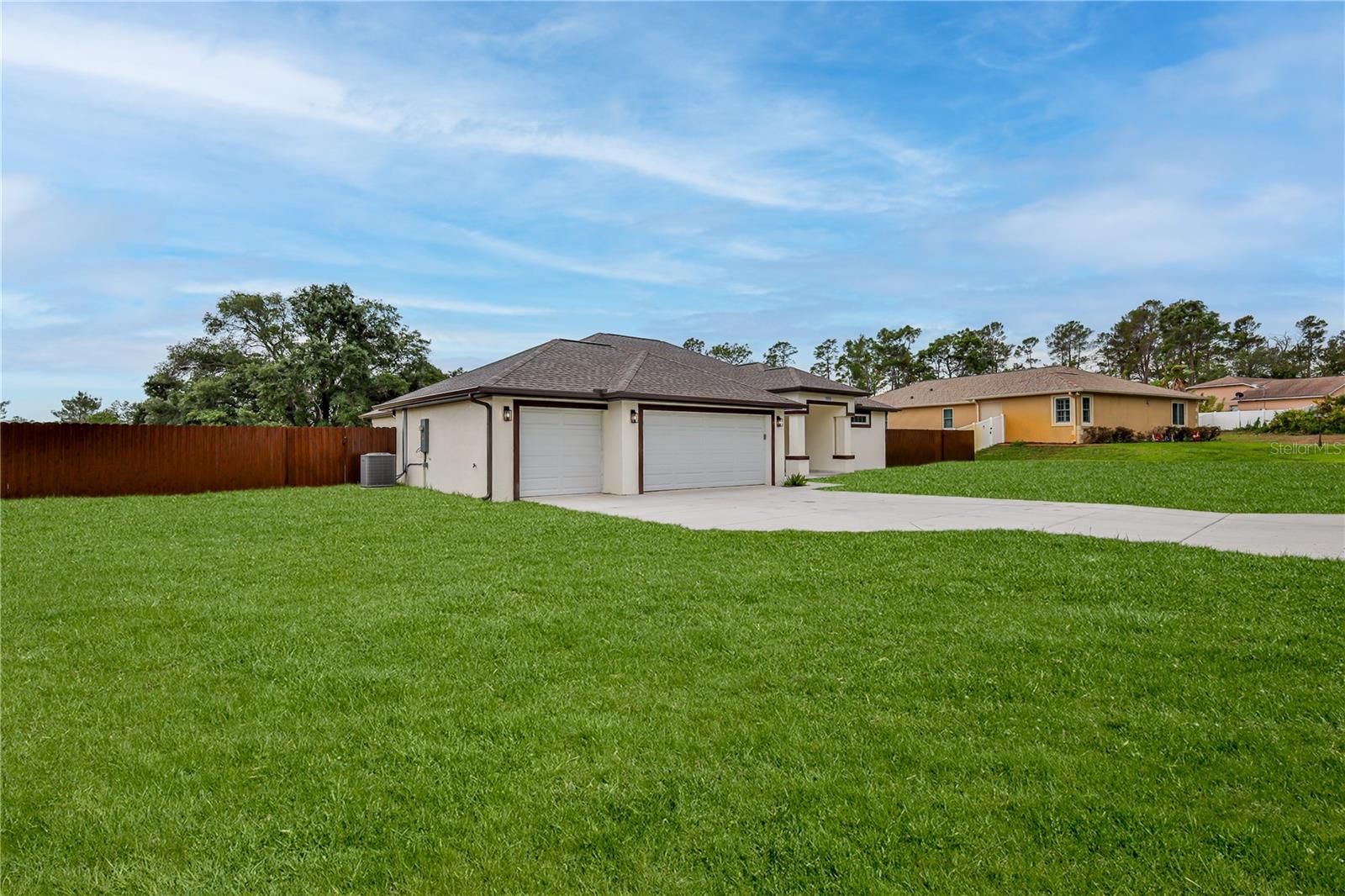 7372 MADRID RD, WEEKI WACHEE, FL, 34613
