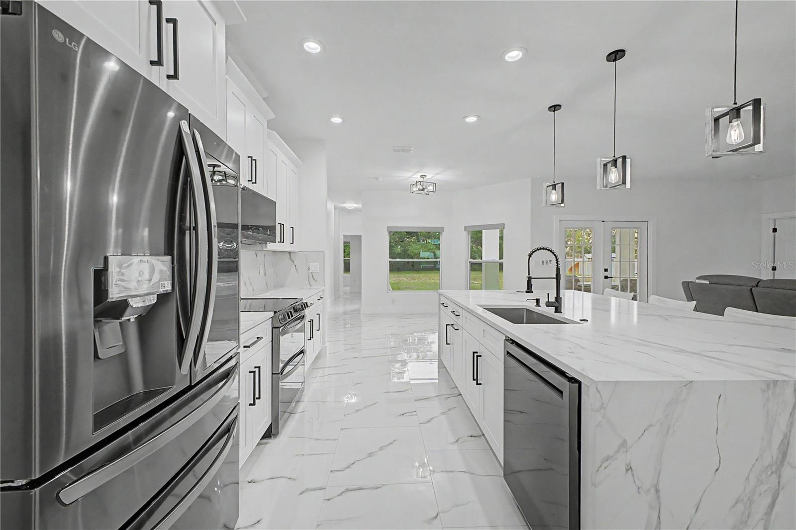 7372 MADRID RD, WEEKI WACHEE, FL, 34613