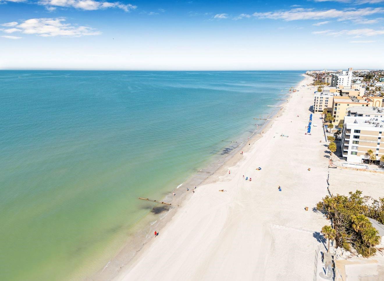 30 LYNN WAY, MADEIRA BEACH, FL, 33708