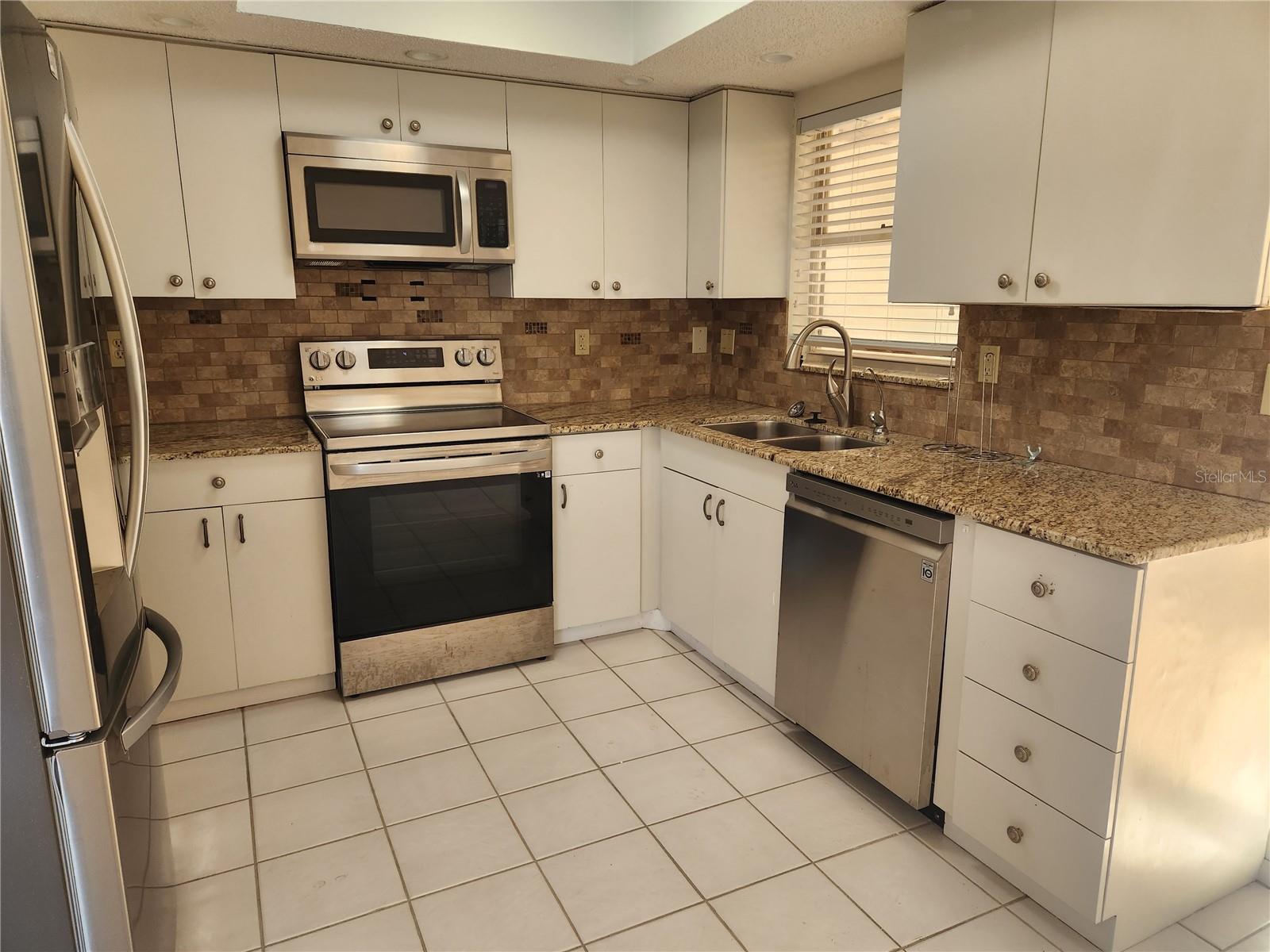 749 N JEFFERSON AVE #749, SARASOTA, FL, 34237