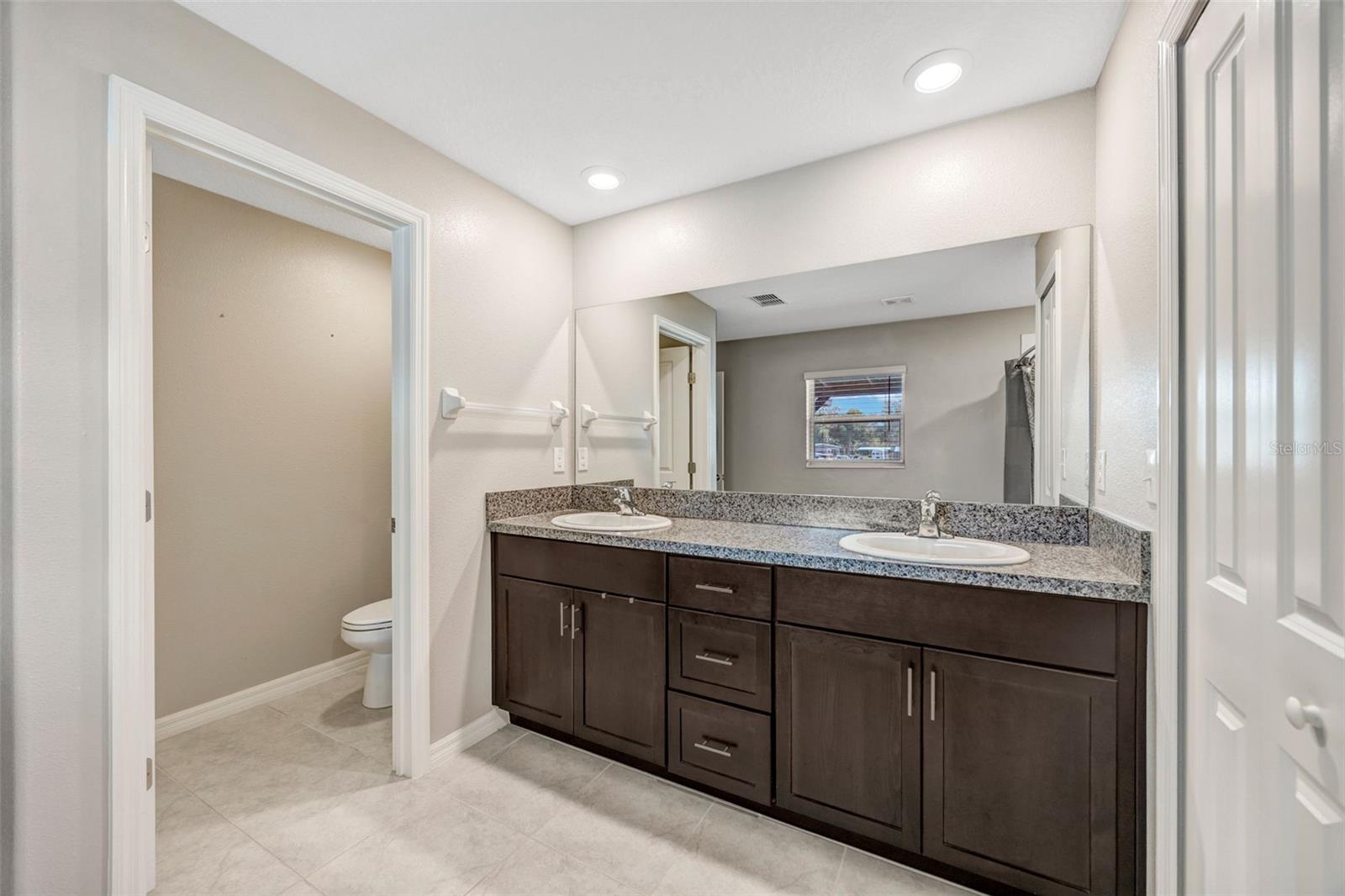 138 RAIN BERRY AVE, RUSKIN, FL, 33570