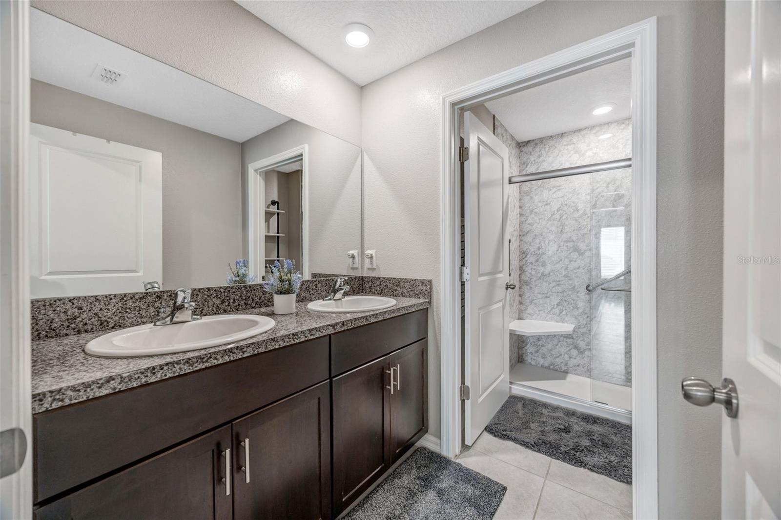 138 RAIN BERRY AVE, RUSKIN, FL, 33570