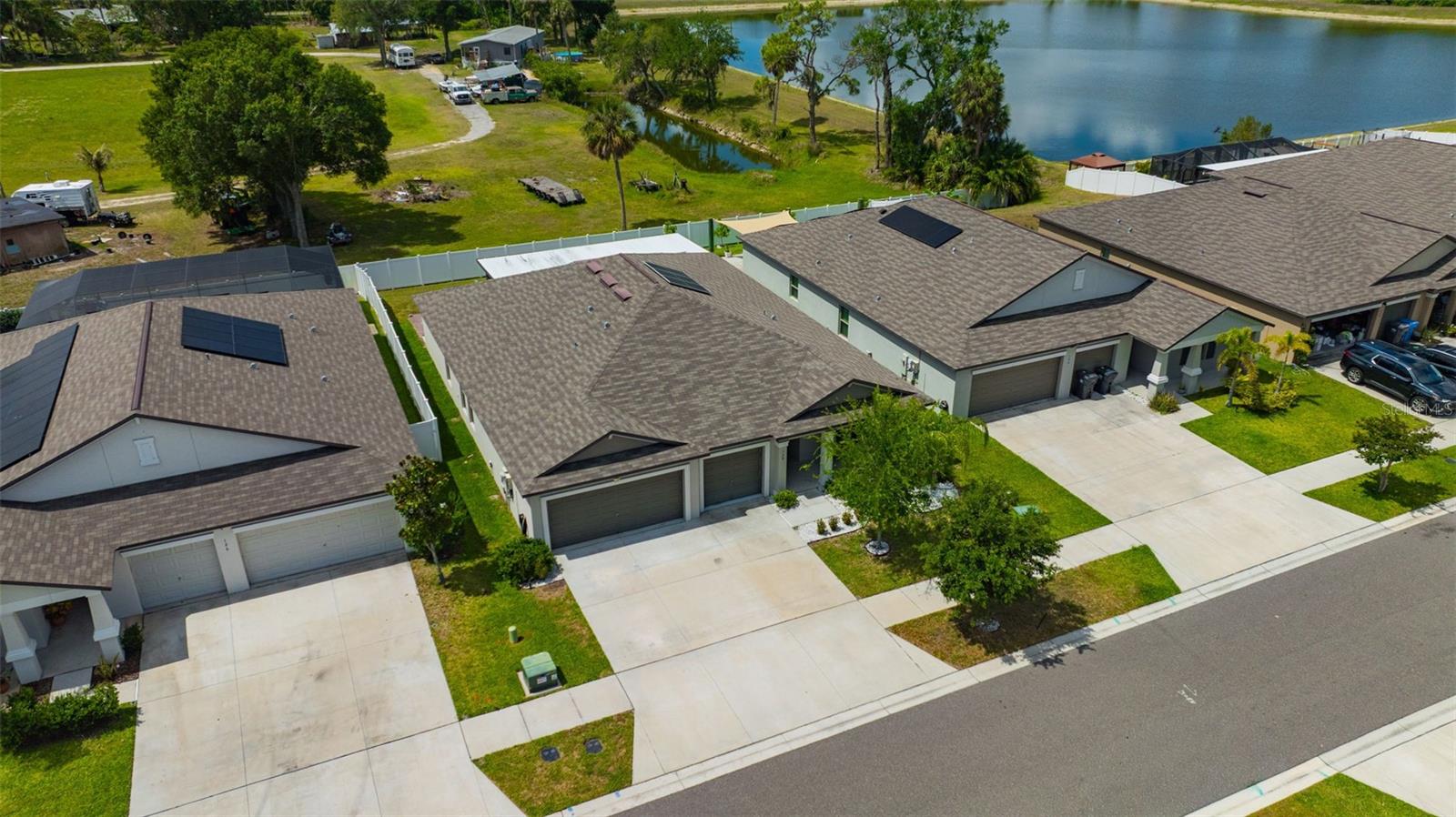 138 RAIN BERRY AVE, RUSKIN, FL, 33570