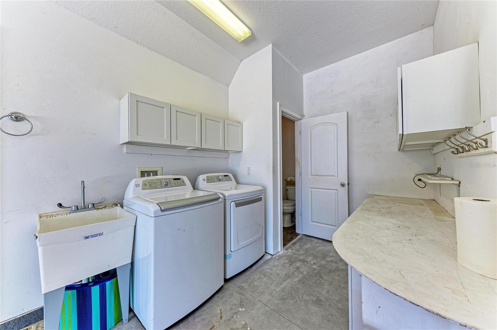 347 BAYSHORE DR, OSPREY, FL, 34229